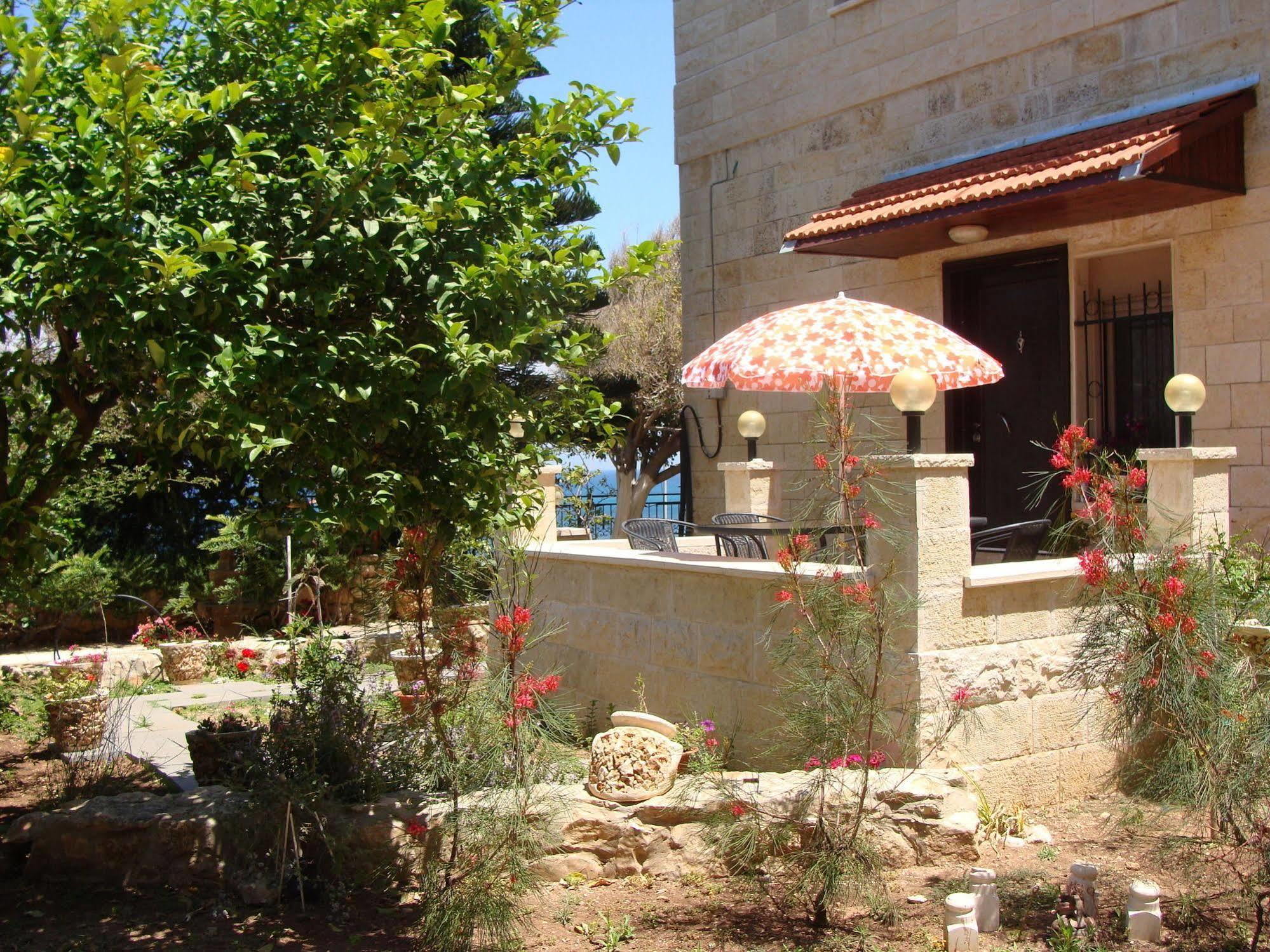 Tamer Guest House Хайфа Экстерьер фото